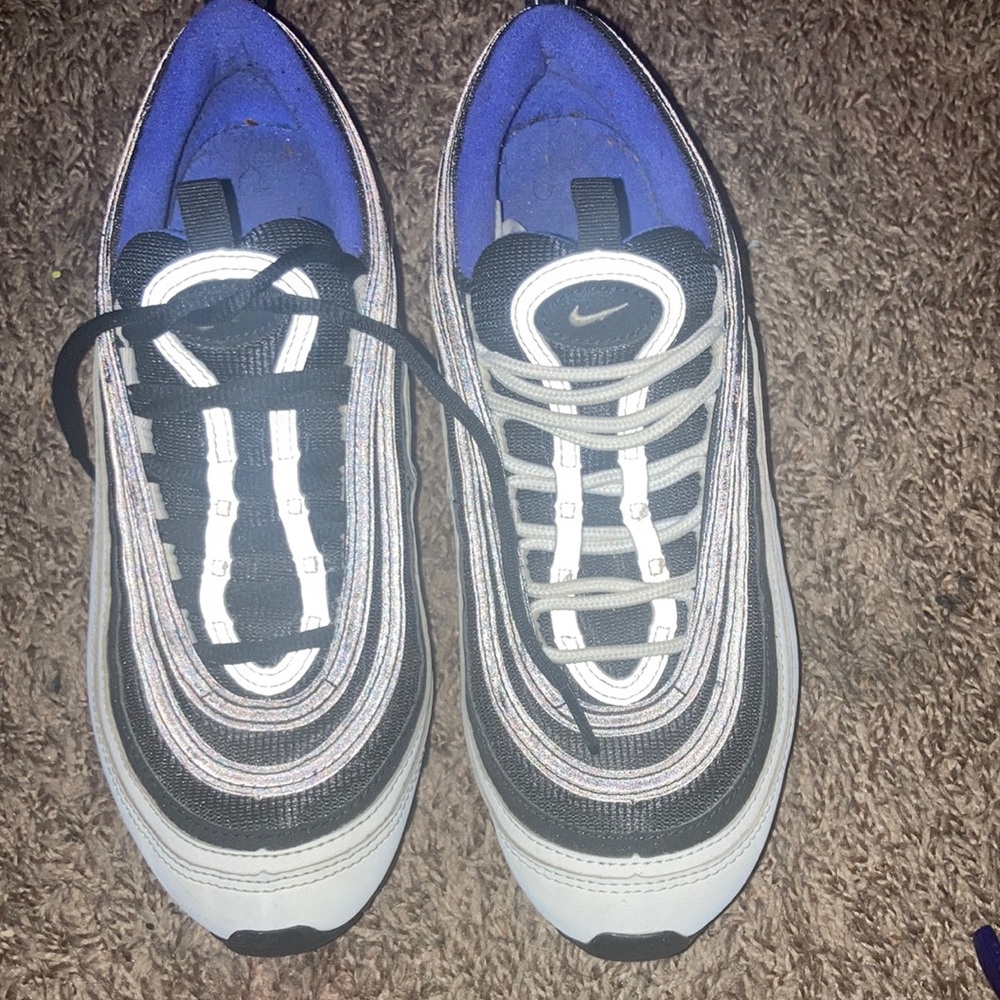 Nike shoes